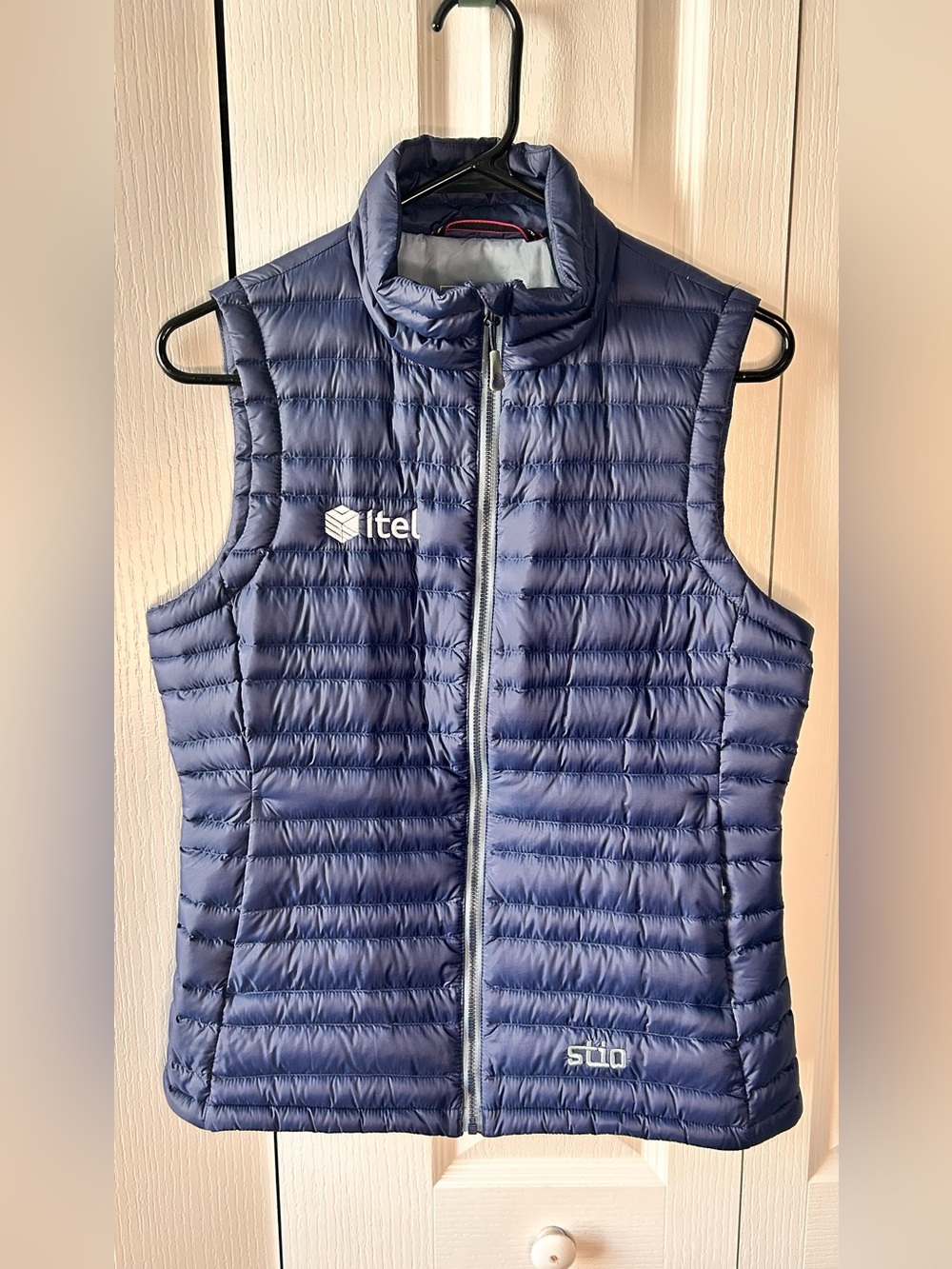 Stio Itel Goose Down Feathers Puffer Vest Womens Small Navy Blue Logo Hiking